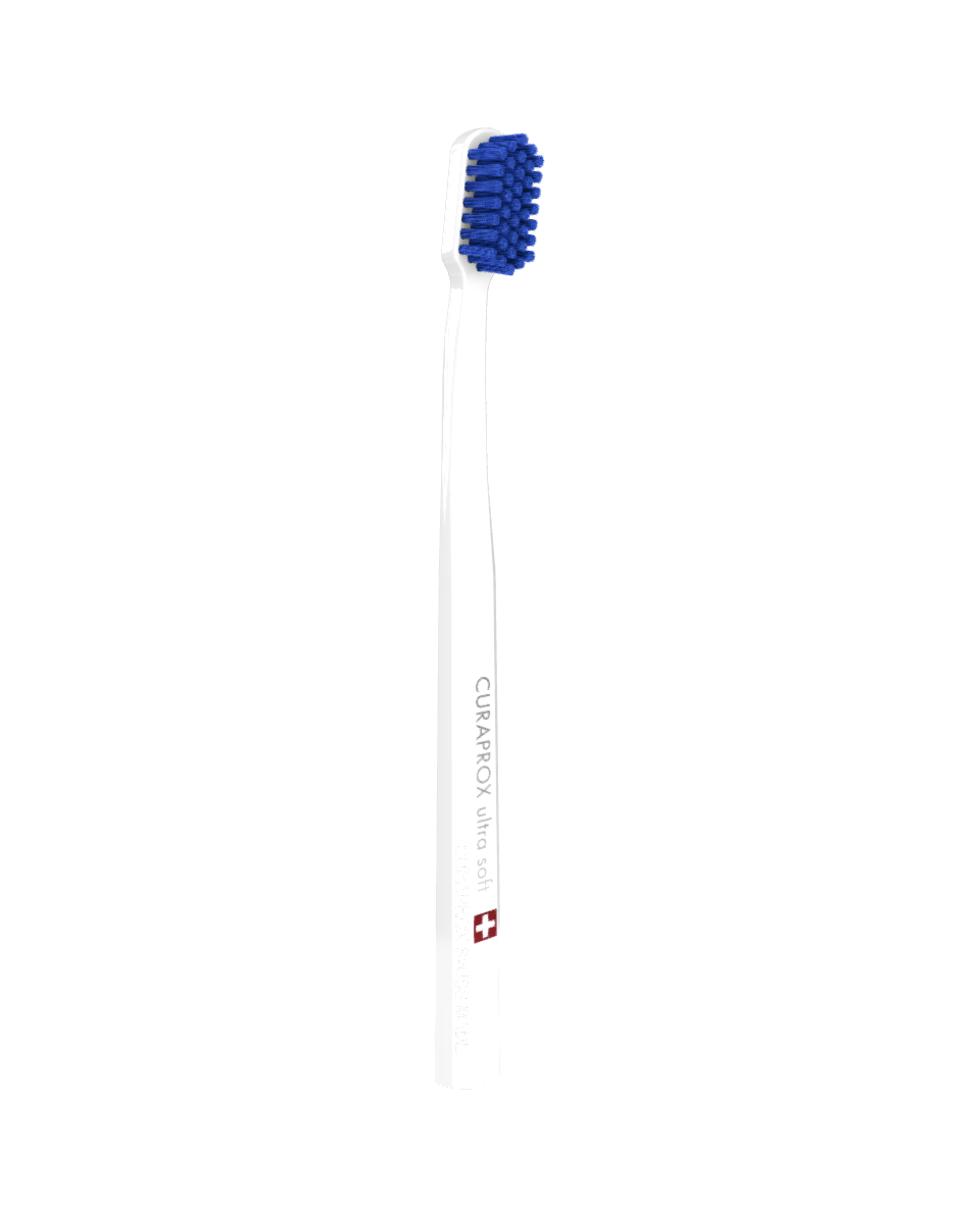 Curaprox CS 5460 Ultra Soft 0.10 mm - Зубная щетка ультрамягкая 0.10 мм бело-синяя