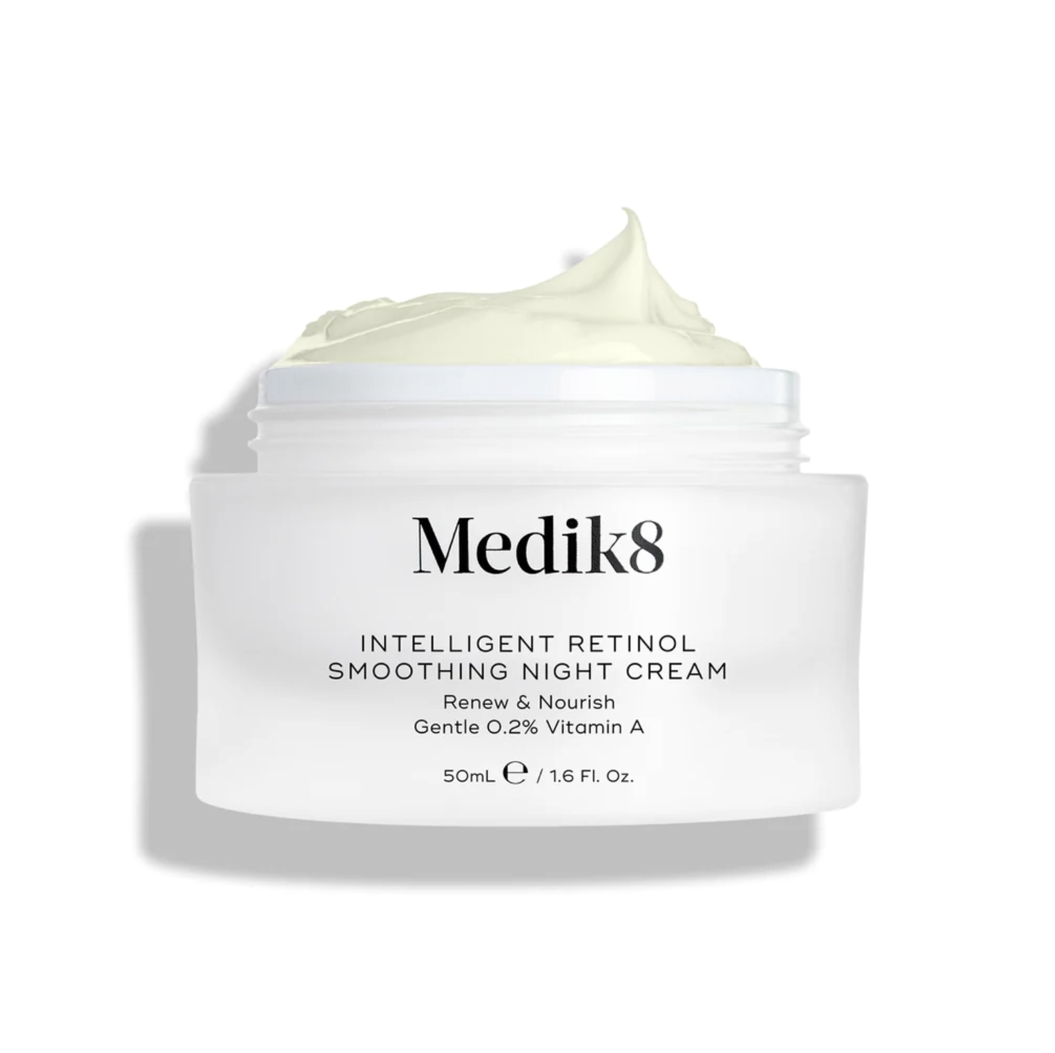 Medik8 Intelligent Retinol Smoothing Night Cream - Восстанавливающий и питательный ночной крем с 0,2% витамина А Medik8 Intelligent Retinol Smoothing Night Cream - Восстанавливающий и питательный ночной крем с 0,2% витамина А